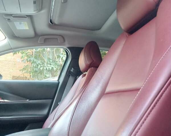 Сірий Мазда CX-30, об'ємом двигуна 2.49 л та пробігом 37 тис. км за 21700 $, фото 30 на Automoto.ua