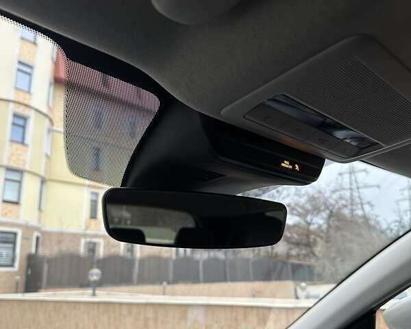 Серый Мазда CX-30, объемом двигателя 2.49 л и пробегом 103 тыс. км за 23000 $, фото 20 на Automoto.ua