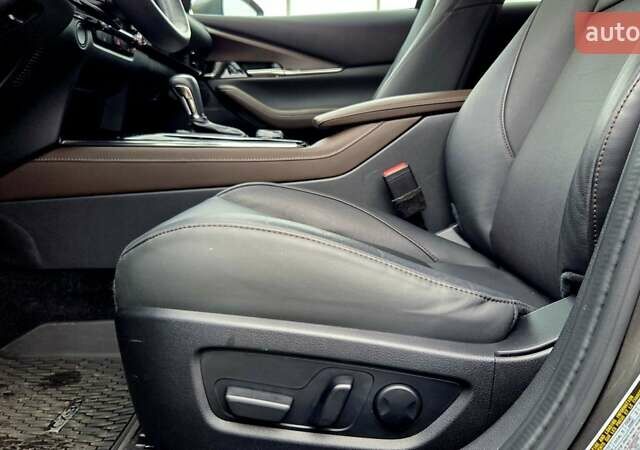 Серый Мазда CX-30, объемом двигателя 2.5 л и пробегом 8 тыс. км за 24222 $, фото 35 на Automoto.ua