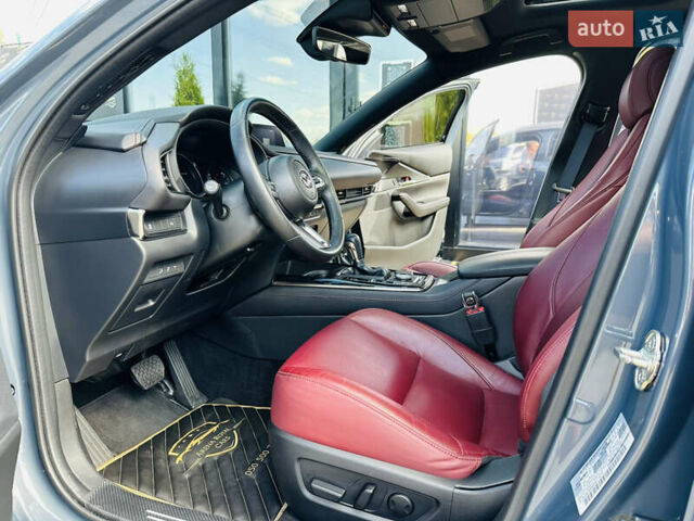 Сірий Мазда CX-30, об'ємом двигуна 2.49 л та пробігом 34 тис. км за 24500 $, фото 12 на Automoto.ua