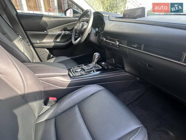 Серый Мазда CX-30, объемом двигателя 2.49 л и пробегом 62 тыс. км за 21499 $, фото 21 на Automoto.ua