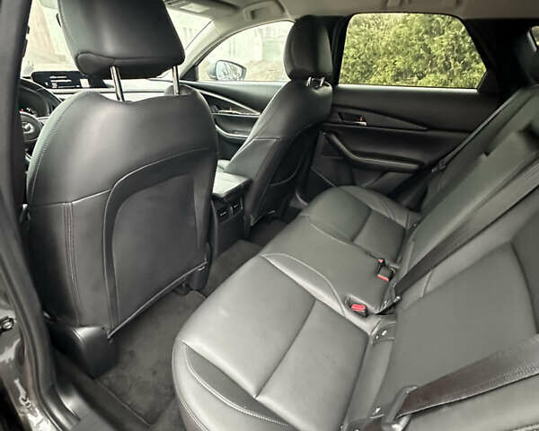 Сірий Мазда CX-30, об'ємом двигуна 2.5 л та пробігом 21 тис. км за 21000 $, фото 15 на Automoto.ua
