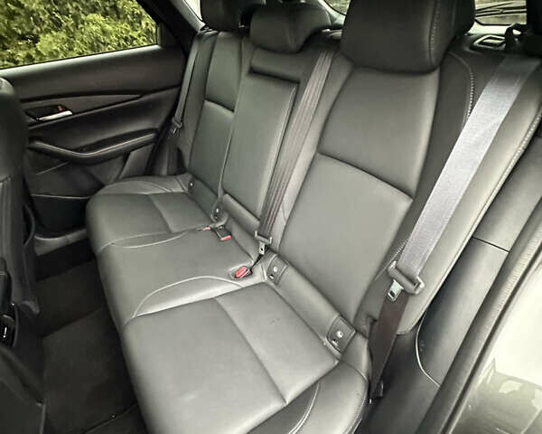 Сірий Мазда CX-30, об'ємом двигуна 2.5 л та пробігом 21 тис. км за 21000 $, фото 27 на Automoto.ua