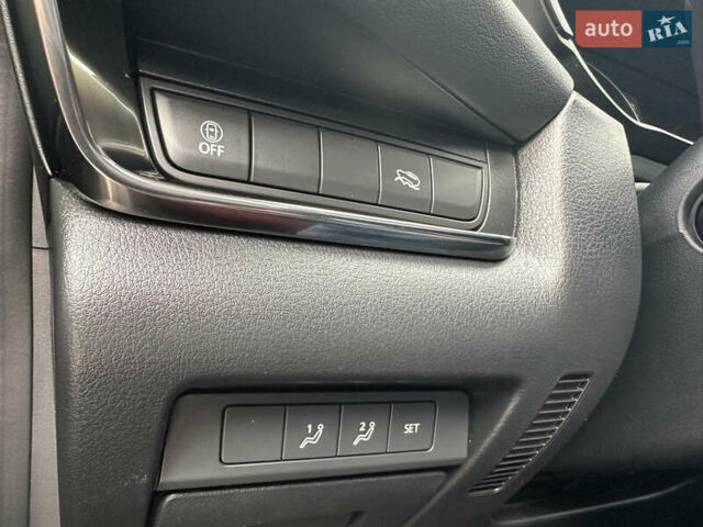 Серый Мазда CX-30, объемом двигателя 2.49 л и пробегом 29 тыс. км за 24900 $, фото 33 на Automoto.ua