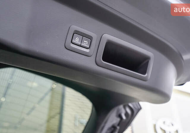 Серый Мазда CX-30, объемом двигателя 2 л и пробегом 21 тыс. км за 30035 $, фото 10 на Automoto.ua