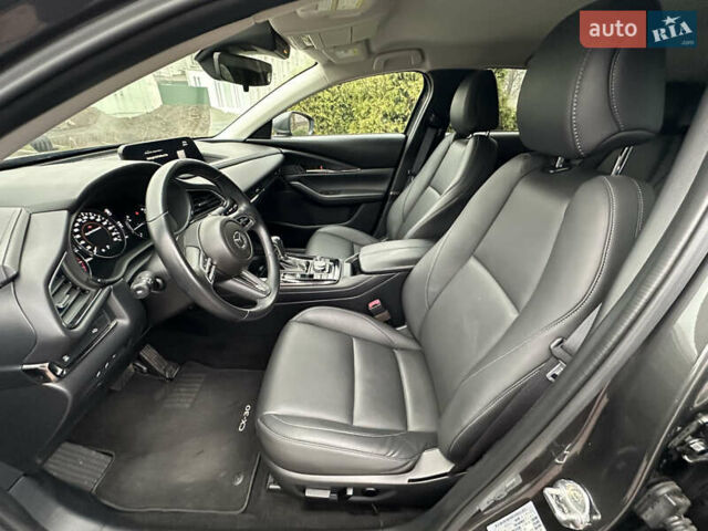 Сірий Мазда CX-30, об'ємом двигуна 2.5 л та пробігом 21 тис. км за 21000 $, фото 13 на Automoto.ua