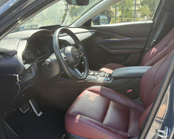 Серый Мазда CX-30, объемом двигателя 2.5 л и пробегом 8 тыс. км за 21900 $, фото 11 на Automoto.ua