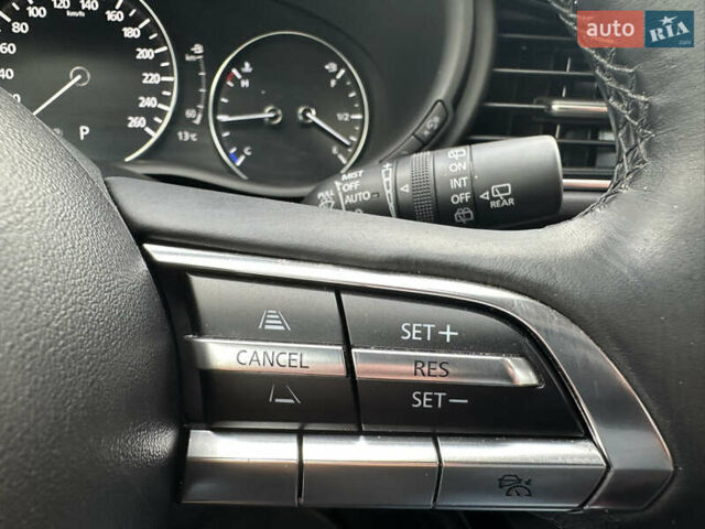 Серый Мазда CX-30, объемом двигателя 2.49 л и пробегом 29 тыс. км за 24900 $, фото 37 на Automoto.ua