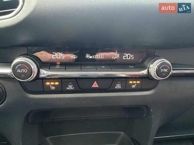 Серый Мазда CX-30, объемом двигателя 2.49 л и пробегом 29 тыс. км за 24900 $, фото 30 на Automoto.ua