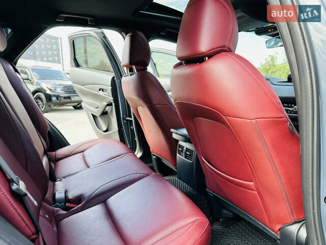 Сірий Мазда CX-30, об'ємом двигуна 2.49 л та пробігом 34 тис. км за 24500 $, фото 17 на Automoto.ua