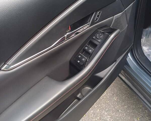 Серый Мазда CX-30, объемом двигателя 2.49 л и пробегом 20 тыс. км за 24500 $, фото 7 на Automoto.ua