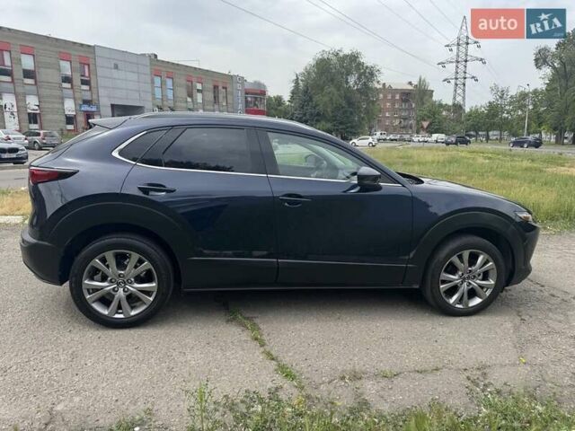Серый Мазда CX-30, объемом двигателя 2.5 л и пробегом 35 тыс. км за 21900 $, фото 1 на Automoto.ua