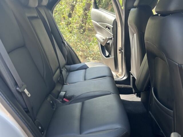 Серый Мазда CX-30, объемом двигателя 2.5 л и пробегом 17 тыс. км за 22500 $, фото 8 на Automoto.ua