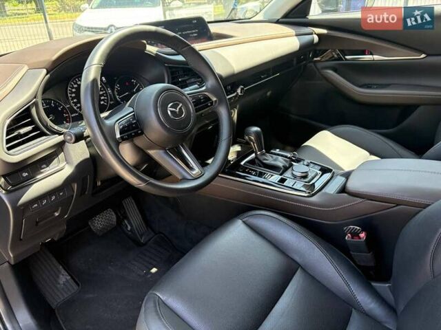 Серый Мазда CX-30, объемом двигателя 2.49 л и пробегом 6 тыс. км за 25000 $, фото 21 на Automoto.ua