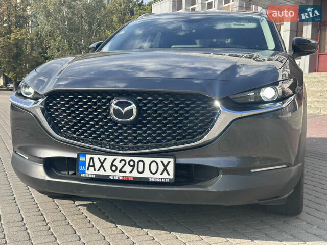 Серый Мазда CX-30, объемом двигателя 2.49 л и пробегом 62 тыс. км за 21499 $, фото 1 на Automoto.ua