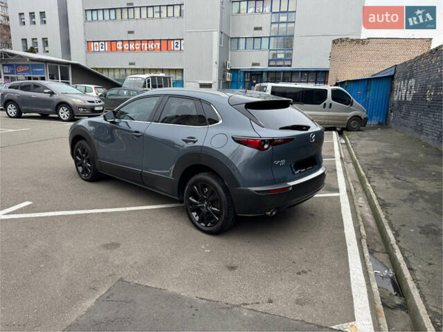 Серый Мазда CX-30, объемом двигателя 2.5 л и пробегом 28 тыс. км за 23700 $, фото 3 на Automoto.ua