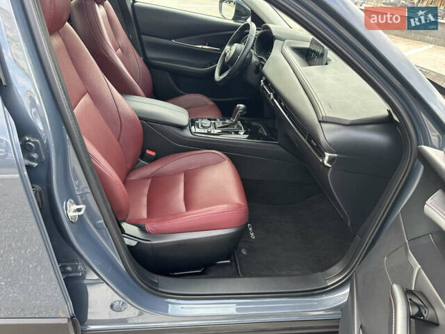 Серый Мазда CX-30, объемом двигателя 2.49 л и пробегом 29 тыс. км за 24900 $, фото 19 на Automoto.ua