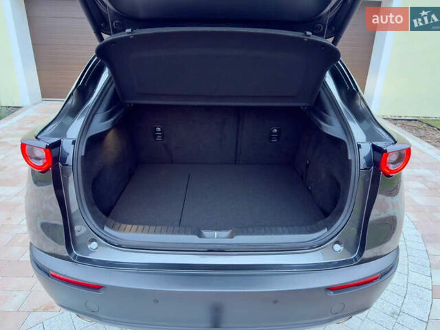 Серый Мазда CX-30, объемом двигателя 2.5 л и пробегом 73 тыс. км за 19500 $, фото 10 на Automoto.ua