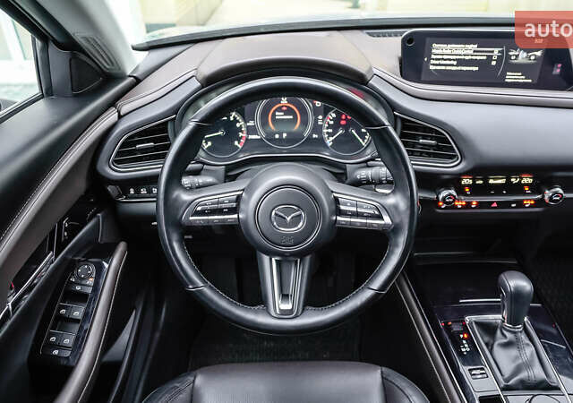 Серый Мазда CX-30, объемом двигателя 2 л и пробегом 21 тыс. км за 30035 $, фото 8 на Automoto.ua