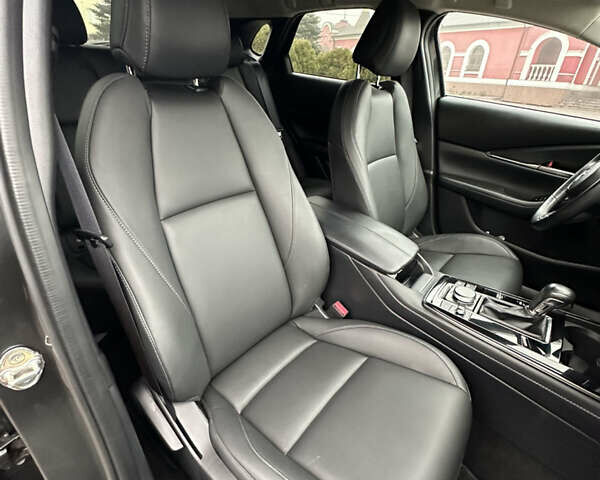 Сірий Мазда CX-30, об'ємом двигуна 2.5 л та пробігом 21 тис. км за 21000 $, фото 25 на Automoto.ua