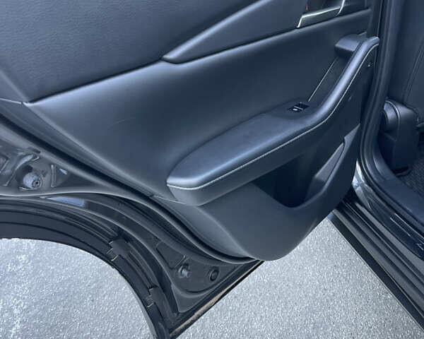 Серый Мазда CX-30, объемом двигателя 2.5 л и пробегом 1 тыс. км за 20500 $, фото 24 на Automoto.ua