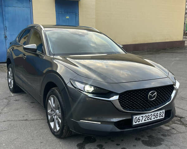 Серый Мазда CX-30, объемом двигателя 2.5 л и пробегом 1 тыс. км за 20500 $, фото 3 на Automoto.ua