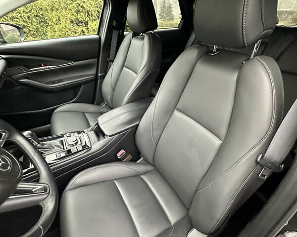 Сірий Мазда CX-30, об'ємом двигуна 2.5 л та пробігом 21 тис. км за 21000 $, фото 24 на Automoto.ua