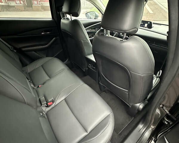 Сірий Мазда CX-30, об'ємом двигуна 2.5 л та пробігом 21 тис. км за 21000 $, фото 18 на Automoto.ua