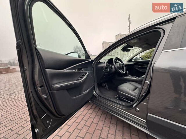 Сірий Мазда CX-30, об'ємом двигуна 2.5 л та пробігом 21 тис. км за 21000 $, фото 14 на Automoto.ua