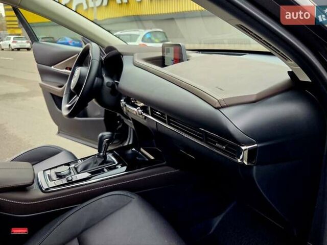 Серый Мазда CX-30, объемом двигателя 2.5 л и пробегом 8 тыс. км за 24222 $, фото 37 на Automoto.ua