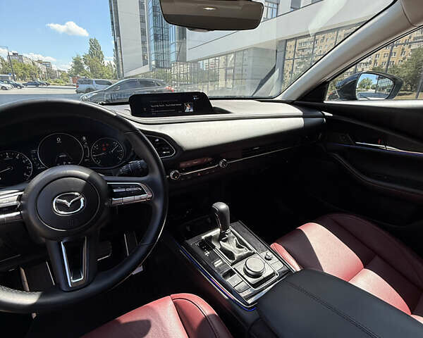 Серый Мазда CX-30, объемом двигателя 2.5 л и пробегом 8 тыс. км за 21900 $, фото 10 на Automoto.ua