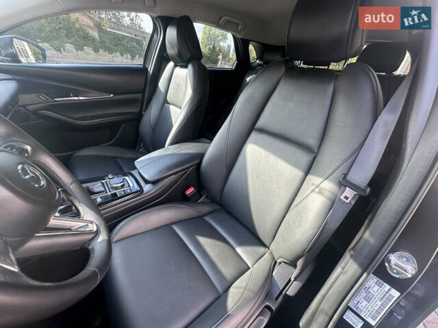 Серый Мазда CX-30, объемом двигателя 2.49 л и пробегом 62 тыс. км за 21499 $, фото 24 на Automoto.ua