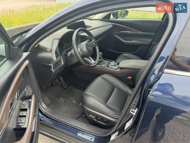Серый Мазда CX-30, объемом двигателя 2.5 л и пробегом 35 тыс. км за 21900 $, фото 12 на Automoto.ua
