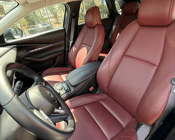 Серый Мазда CX-30, объемом двигателя 2.5 л и пробегом 8 тыс. км за 21900 $, фото 17 на Automoto.ua