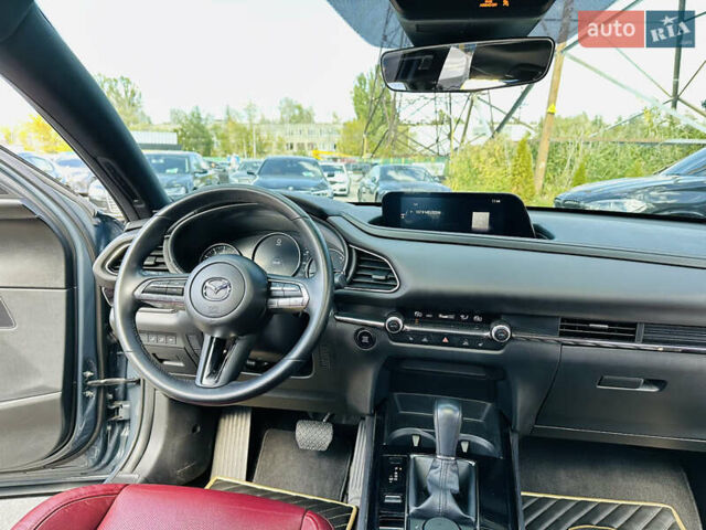 Сірий Мазда CX-30, об'ємом двигуна 2.49 л та пробігом 34 тис. км за 24500 $, фото 19 на Automoto.ua
