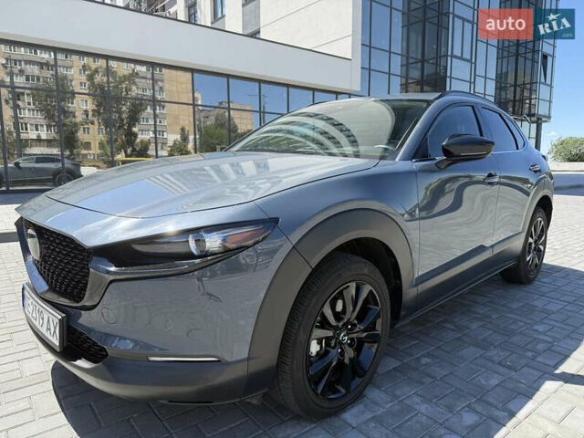 Серый Мазда CX-30, объемом двигателя 2.5 л и пробегом 8 тыс. км за 21900 $, фото 2 на Automoto.ua