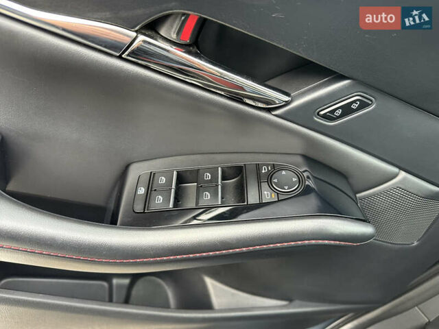 Серый Мазда CX-30, объемом двигателя 2.49 л и пробегом 29 тыс. км за 24900 $, фото 34 на Automoto.ua