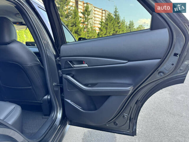 Серый Мазда CX-30, объемом двигателя 2.5 л и пробегом 3 тыс. км за 21900 $, фото 36 на Automoto.ua