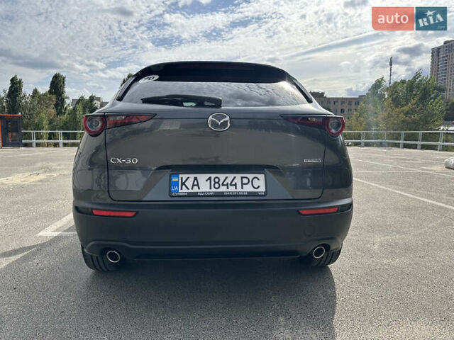 Серый Мазда CX-30, объемом двигателя 2 л и пробегом 7 тыс. км за 35500 $, фото 14 на Automoto.ua