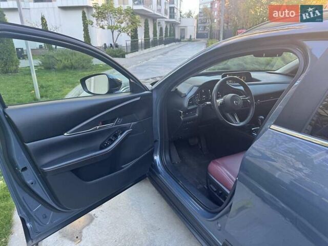 Сірий Мазда CX-30, об'ємом двигуна 2.5 л та пробігом 4 тис. км за 21900 $, фото 14 на Automoto.ua
