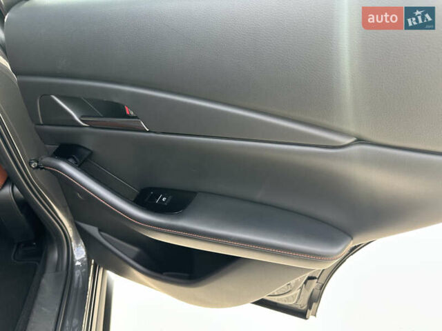 Серый Мазда CX-30, объемом двигателя 2 л и пробегом 7 тыс. км за 35500 $, фото 29 на Automoto.ua