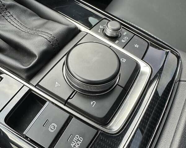 Серый Мазда CX-30, объемом двигателя 2.49 л и пробегом 4 тыс. км за 26300 $, фото 35 на Automoto.ua