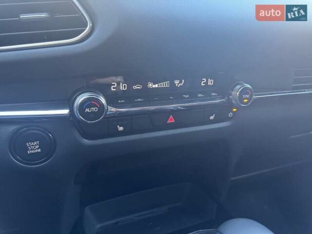 Сірий Мазда CX-30, об'ємом двигуна 2.5 л та пробігом 4 тис. км за 21900 $, фото 12 на Automoto.ua