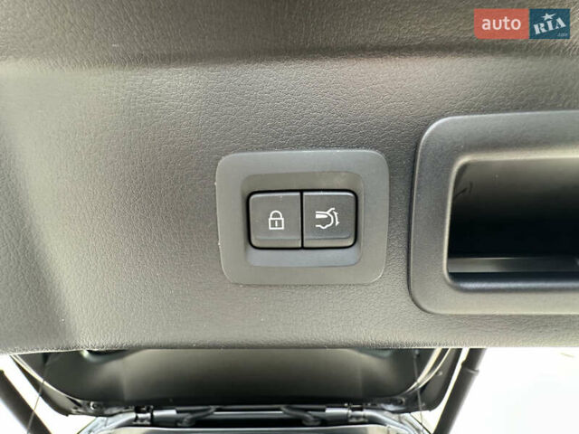 Серый Мазда CX-30, объемом двигателя 2 л и пробегом 7 тыс. км за 35500 $, фото 58 на Automoto.ua