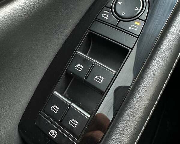 Серый Мазда CX-30, объемом двигателя 2.49 л и пробегом 4 тыс. км за 26300 $, фото 31 на Automoto.ua