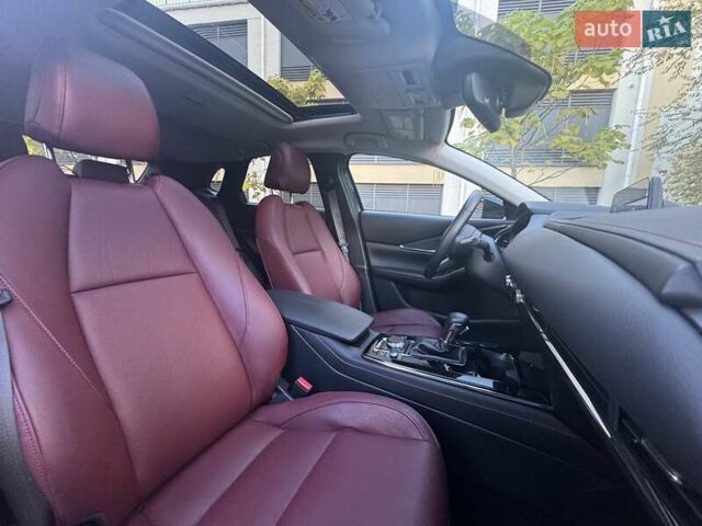 Сірий Мазда CX-30, об'ємом двигуна 2.5 л та пробігом 4 тис. км за 21900 $, фото 18 на Automoto.ua
