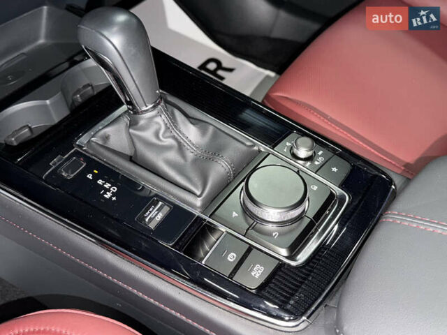 Серый Мазда CX-30, объемом двигателя 2.5 л и пробегом 1 тыс. км за 25700 $, фото 26 на Automoto.ua