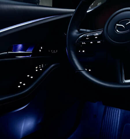 Серый Мазда CX-30, объемом двигателя 2 л и пробегом 7 тыс. км за 35500 $, фото 99 на Automoto.ua