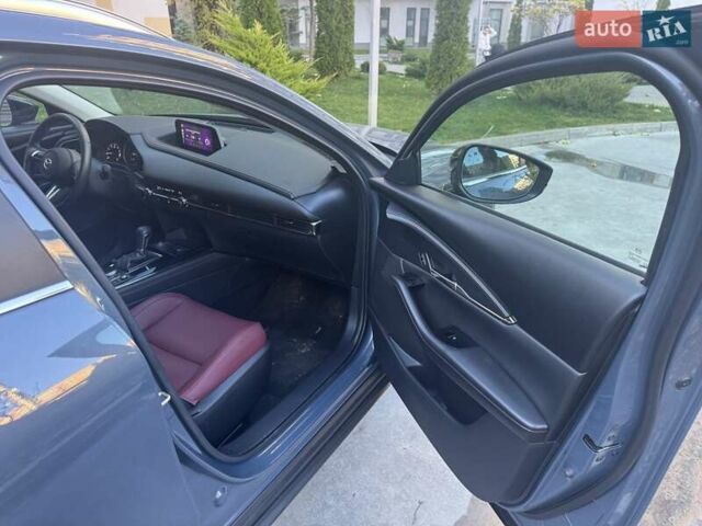 Сірий Мазда CX-30, об'ємом двигуна 2.5 л та пробігом 4 тис. км за 21900 $, фото 13 на Automoto.ua