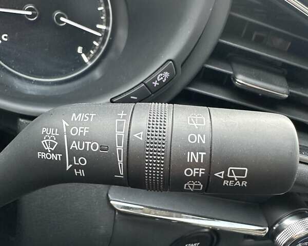 Серый Мазда CX-30, объемом двигателя 2.49 л и пробегом 4 тыс. км за 26300 $, фото 41 на Automoto.ua